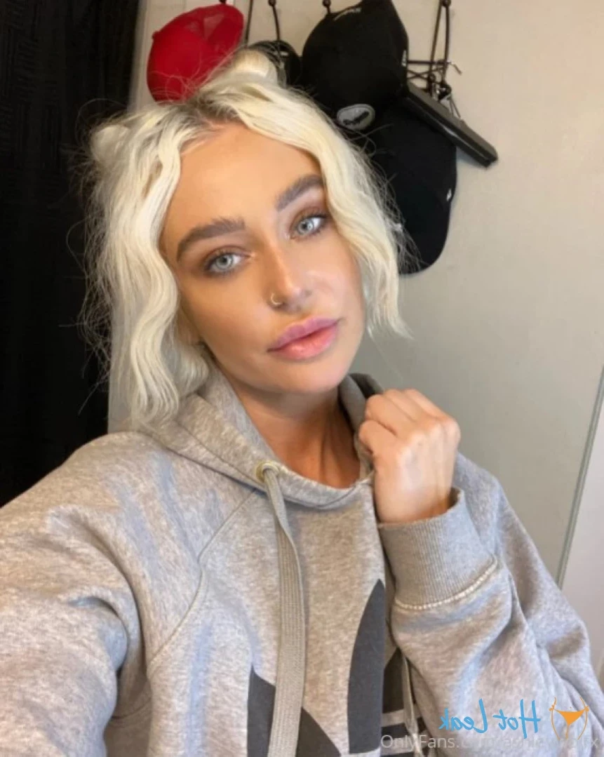 Ashley [ ashleywolfx ] Onlyfans leaked photo 13320431 on Hotleaks.tv