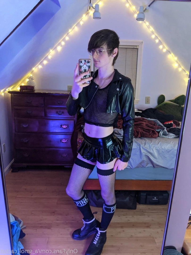 A Smol Cactus [ asmolcactus ] Onlyfans leaked photo 3697021 on Hotleaks.tv