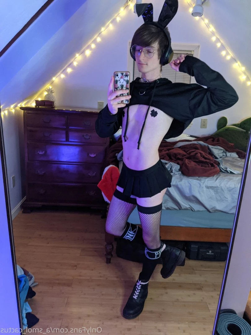 A Smol Cactus [ asmolcactus ] Onlyfans leaked photo 3725620 on Hotleaks.tv