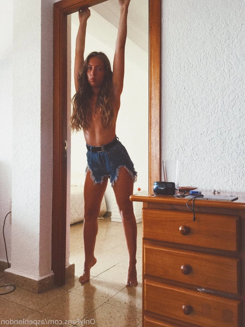 Aspen 🤠 farm girl 🍆 [ aspenlondon ] Onlyfans leaked photo 3614148 on Hotleaks.tv