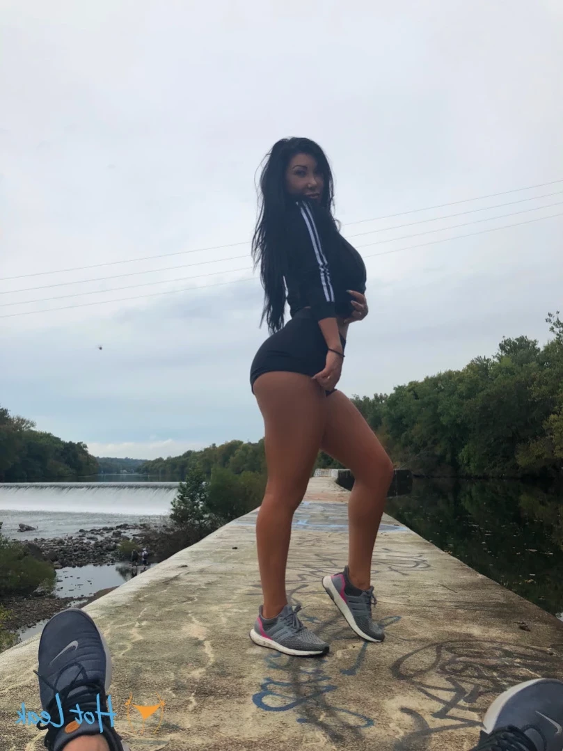 August Taylor [ augusttaylorxxx ] Onlyfans leaked photo 13495489 on Hotleaks.tv