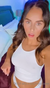 10647158