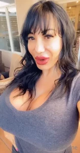 10646811