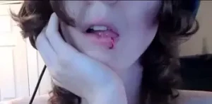 4859748