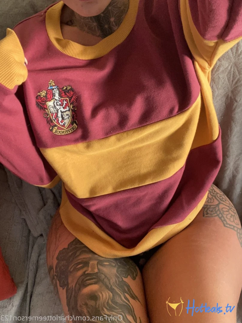 CharlieE💦your nerdy internet GF💕 [ charlotteemerson123 ] Onlyfans leaked photo 234213 on Hotleaks.tv