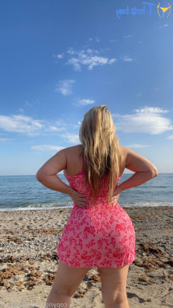 𝗖𝗮𝗹𝗹 𝗢𝗳 𝗕𝗼𝗼𝘁𝘆 🍑 [ baddiemi ] Onlyfans leaked photo 18525193 on Hotleaks.tv