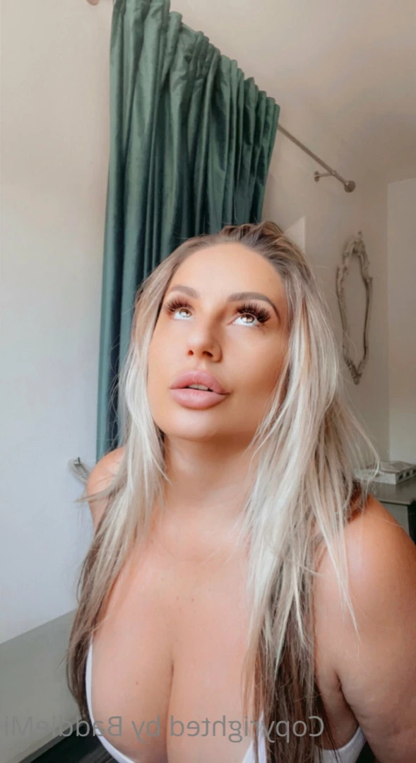 𝗖𝗮𝗹𝗹 𝗢𝗳 𝗕𝗼𝗼𝘁𝘆 🍑 [ baddiemi ] Onlyfans leaked photo 11468051 on Hotleaks.tv