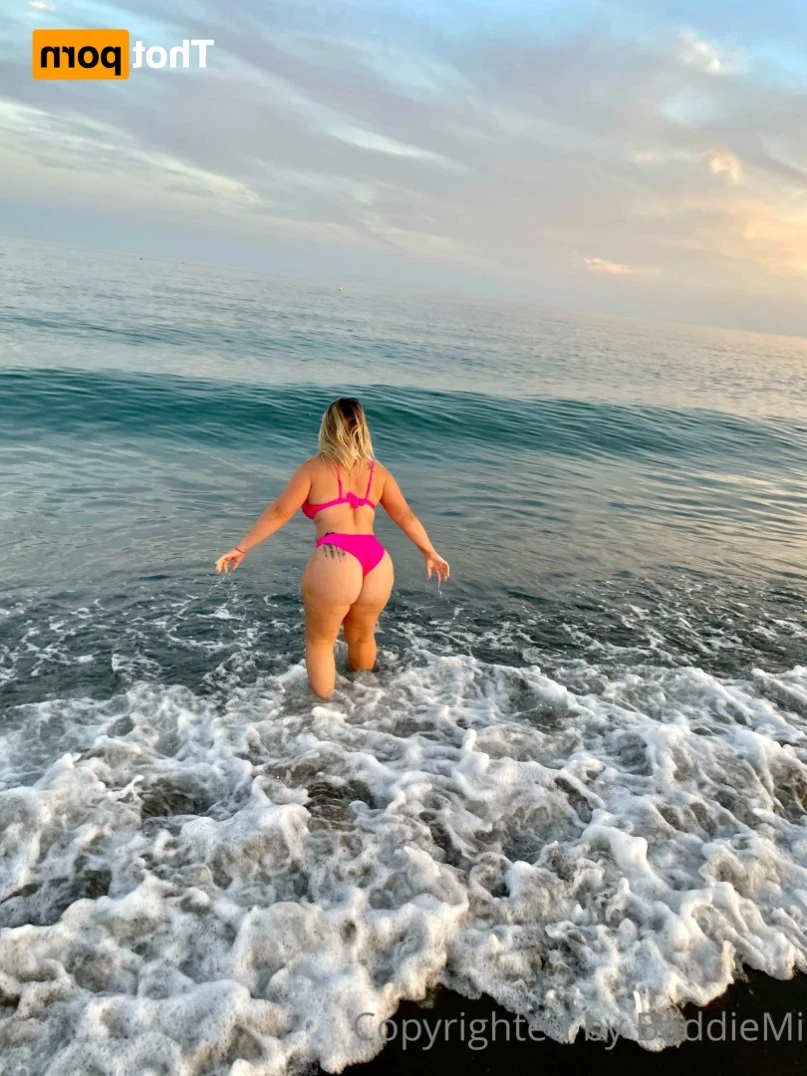 𝗖𝗮𝗹𝗹 𝗢𝗳 𝗕𝗼𝗼𝘁𝘆 🍑 [ baddiemi ] Onlyfans leaked photo 11951359 on Hotleaks.tv