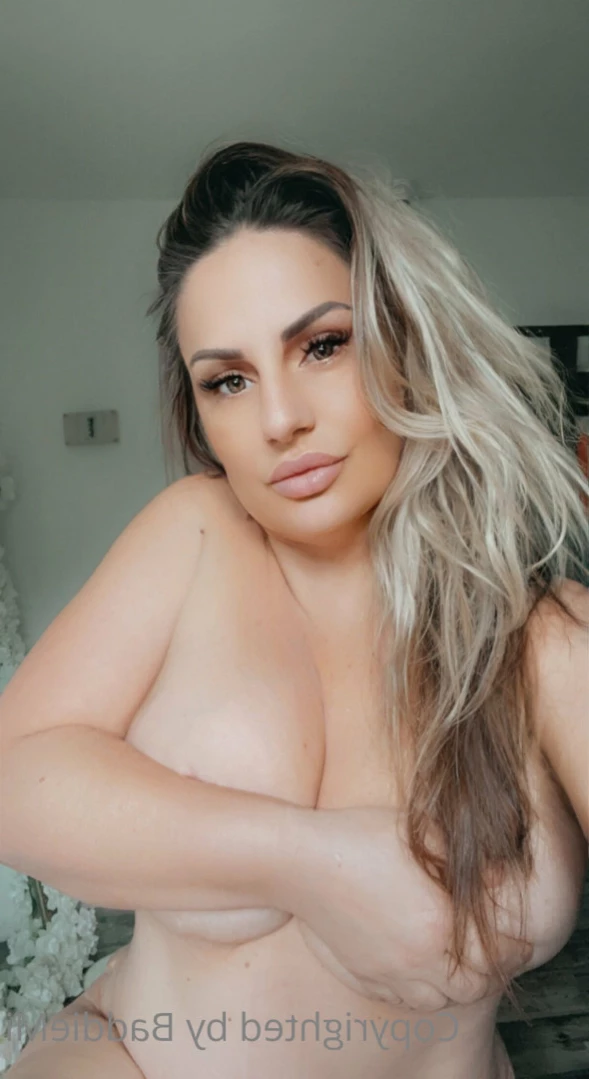 𝗖𝗮𝗹𝗹 𝗢𝗳 𝗕𝗼𝗼𝘁𝘆 🍑 [ baddiemi ] Onlyfans leaked photo 12437101 on Hotleaks.tv