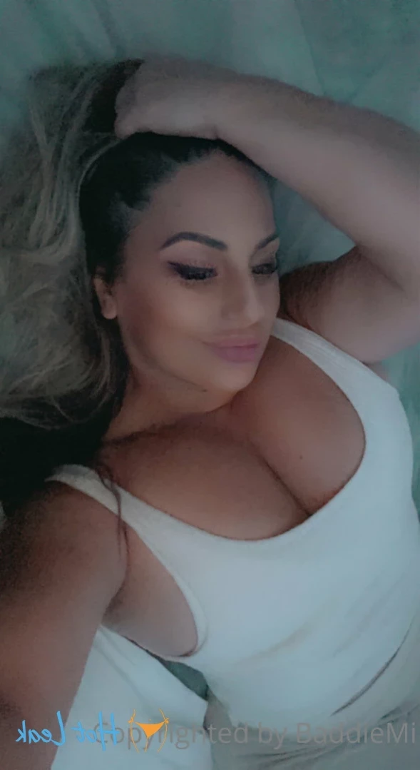 𝗖𝗮𝗹𝗹 𝗢𝗳 𝗕𝗼𝗼𝘁𝘆 🍑 [ baddiemi ] Onlyfans leaked photo 12504624 on Hotleaks.tv