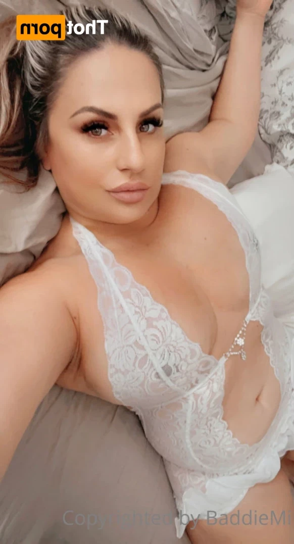 𝗖𝗮𝗹𝗹 𝗢𝗳 𝗕𝗼𝗼𝘁𝘆 🍑 [ baddiemi ] Onlyfans leaked photo 12591597 on Hotleaks.tv