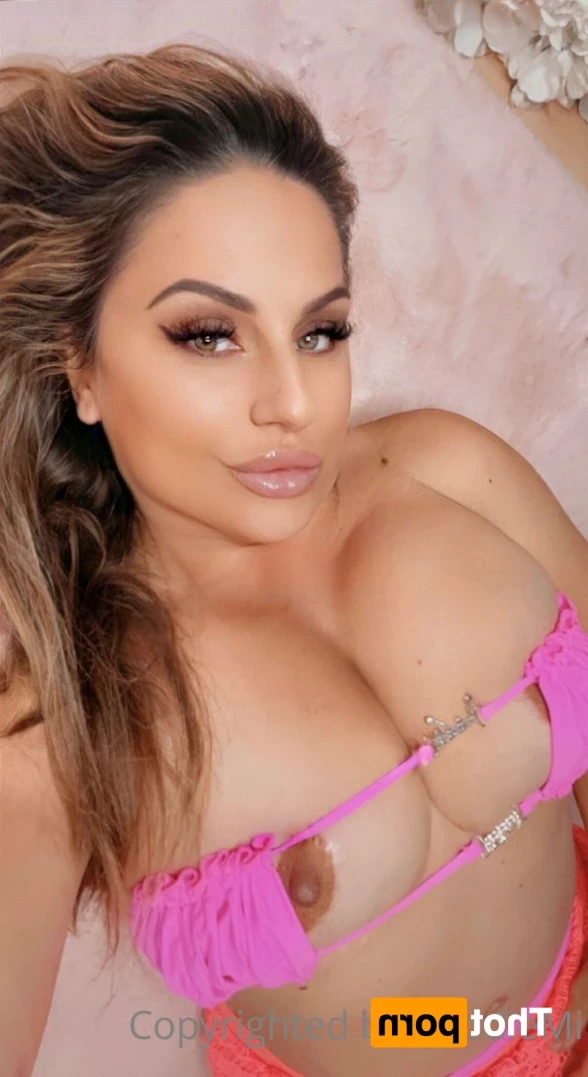𝗖𝗮𝗹𝗹 𝗢𝗳 𝗕𝗼𝗼𝘁𝘆 🍑 [ baddiemi ] Onlyfans leaked photo 12591605 on Hotleaks.tv
