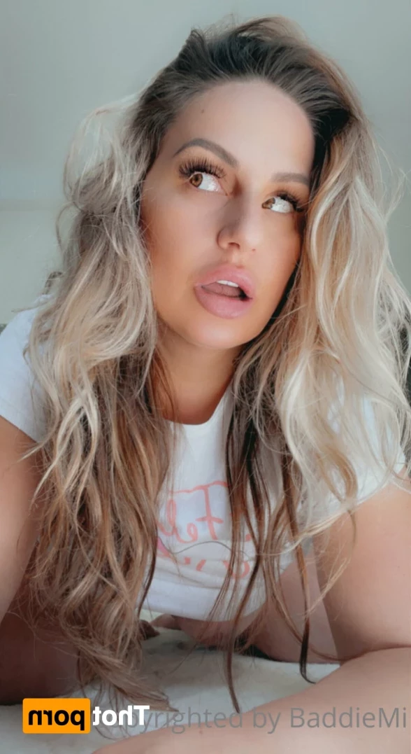 𝗖𝗮𝗹𝗹 𝗢𝗳 𝗕𝗼𝗼𝘁𝘆 🍑 [ baddiemi ] Onlyfans leaked photo 13261629 on Hotleaks.tv