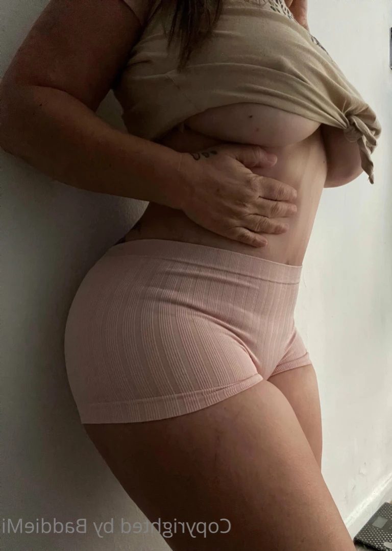 𝗖𝗮𝗹𝗹 𝗢𝗳 𝗕𝗼𝗼𝘁𝘆 🍑 [ baddiemi ] Onlyfans leaked photo 13378121 on Hotleaks.tv