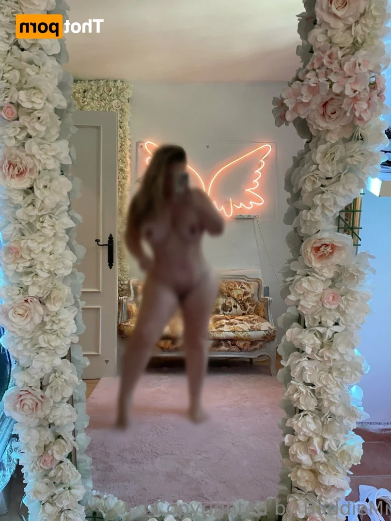𝗖𝗮𝗹𝗹 𝗢𝗳 𝗕𝗼𝗼𝘁𝘆 🍑 [ baddiemi ] Onlyfans leaked photo 13933602 on Hotleaks.tv