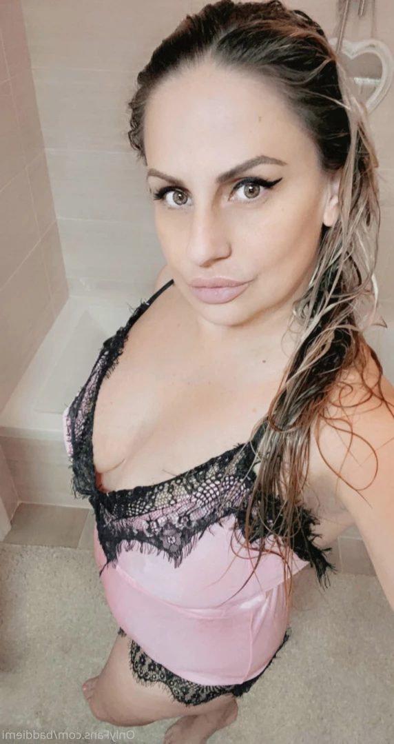𝗖𝗮𝗹𝗹 𝗢𝗳 𝗕𝗼𝗼𝘁𝘆 🍑 [ baddiemi ] Onlyfans leaked photo 14652889 on Hotleaks.tv