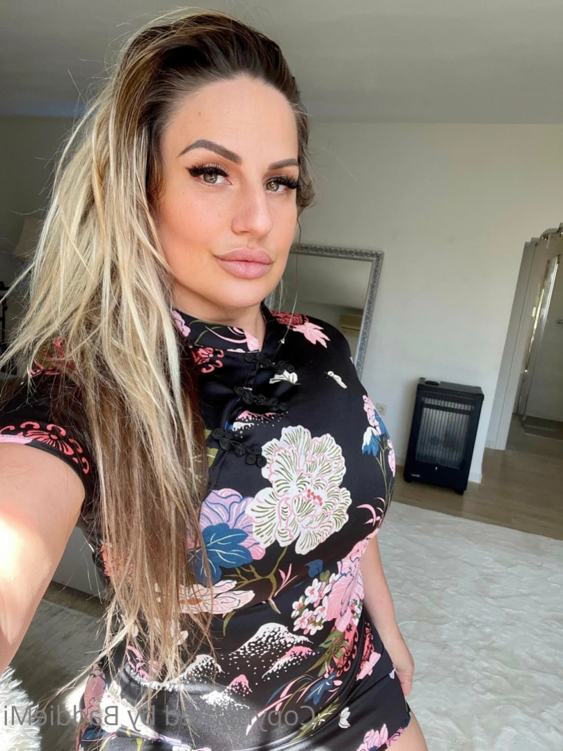 𝗖𝗮𝗹𝗹 𝗢𝗳 𝗕𝗼𝗼𝘁𝘆 🍑 [ baddiemi ] Onlyfans leaked photo 14652896 on Hotleaks.tv