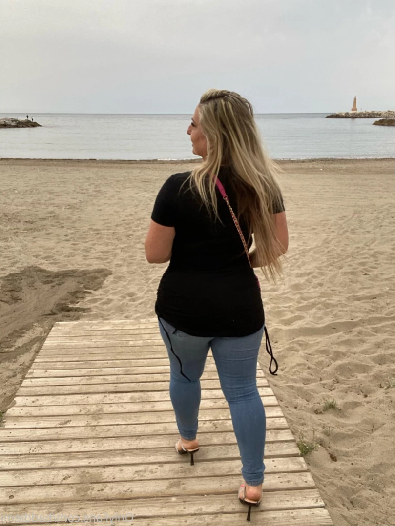 𝗖𝗮𝗹𝗹 𝗢𝗳 𝗕𝗼𝗼𝘁𝘆 🍑 [ baddiemi ] Onlyfans leaked photo 14653236 on Hotleaks.tv