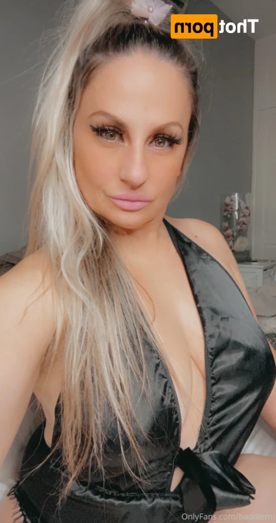 𝗖𝗮𝗹𝗹 𝗢𝗳 𝗕𝗼𝗼𝘁𝘆 🍑 [ baddiemi ] Onlyfans leaked photo 14653858 on Hotleaks.tv