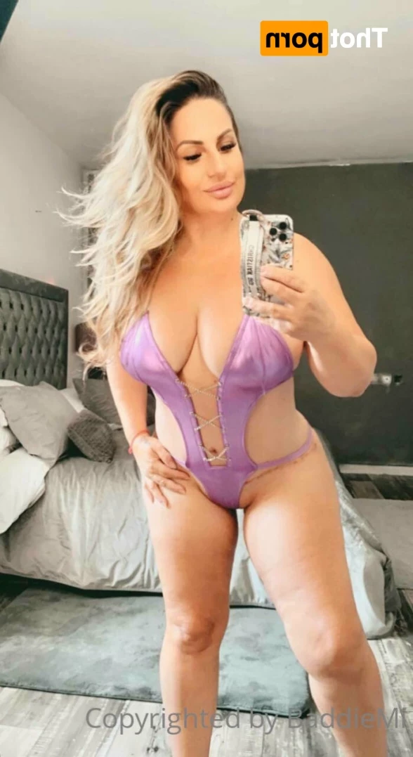 𝗖𝗮𝗹𝗹 𝗢𝗳 𝗕𝗼𝗼𝘁𝘆 🍑 [ baddiemi ] Onlyfans leaked photo 14658798 on Hotleaks.tv