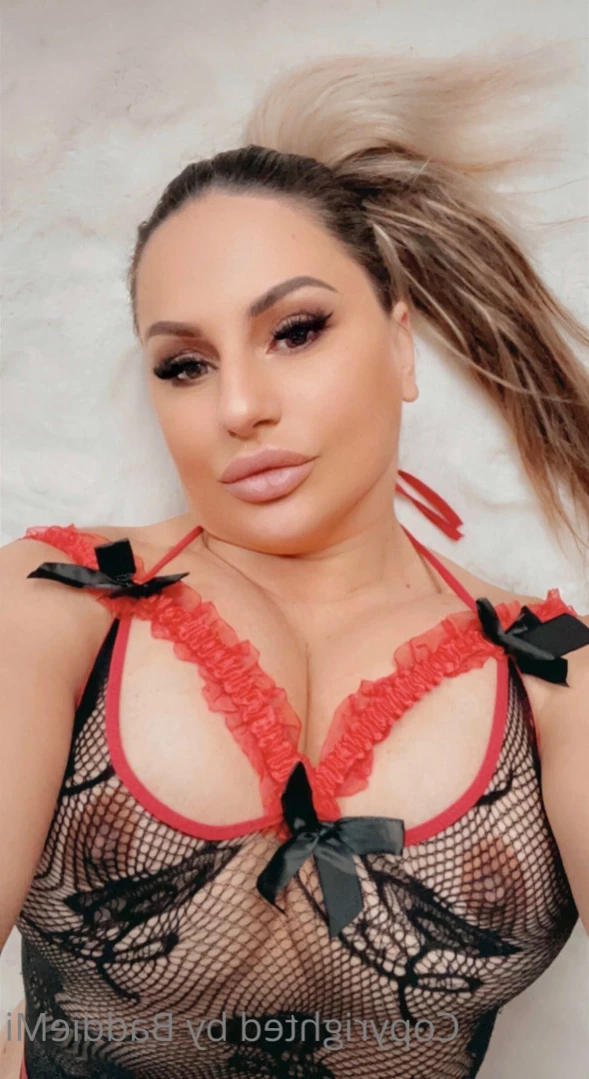 𝗖𝗮𝗹𝗹 𝗢𝗳 𝗕𝗼𝗼𝘁𝘆 🍑 [ baddiemi ] Onlyfans leaked photo 14661695 on Hotleaks.tv