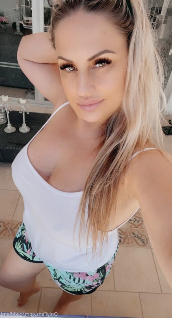 𝗖𝗮𝗹𝗹 𝗢𝗳 𝗕𝗼𝗼𝘁𝘆 🍑 [ baddiemi ] Onlyfans leaked photo 14691369 on Hotleaks.tv