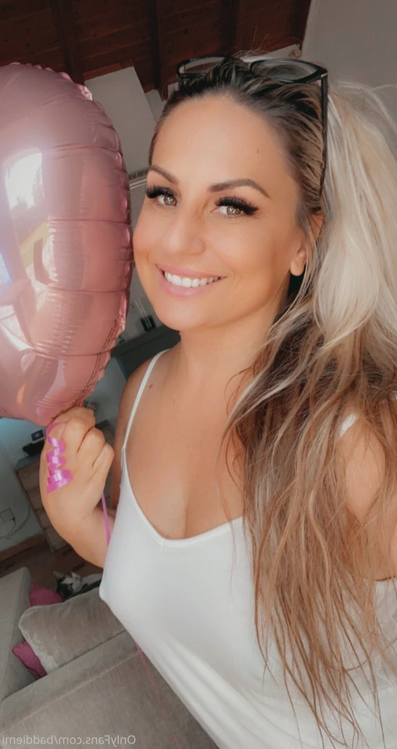 𝗖𝗮𝗹𝗹 𝗢𝗳 𝗕𝗼𝗼𝘁𝘆 🍑 [ baddiemi ] Onlyfans leaked photo 14691375 on Hotleaks.tv