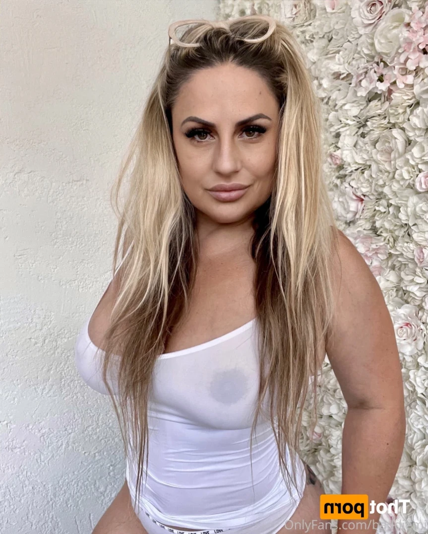 𝗖𝗮𝗹𝗹 𝗢𝗳 𝗕𝗼𝗼𝘁𝘆 🍑 [ baddiemi ] Onlyfans leaked photo 14691607 on Hotleaks.tv