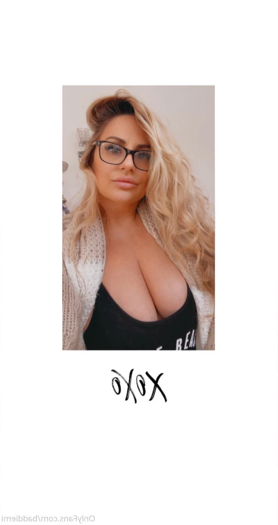 𝗖𝗮𝗹𝗹 𝗢𝗳 𝗕𝗼𝗼𝘁𝘆 🍑 [ baddiemi ] Onlyfans leaked photo 14691845 on Hotleaks.tv