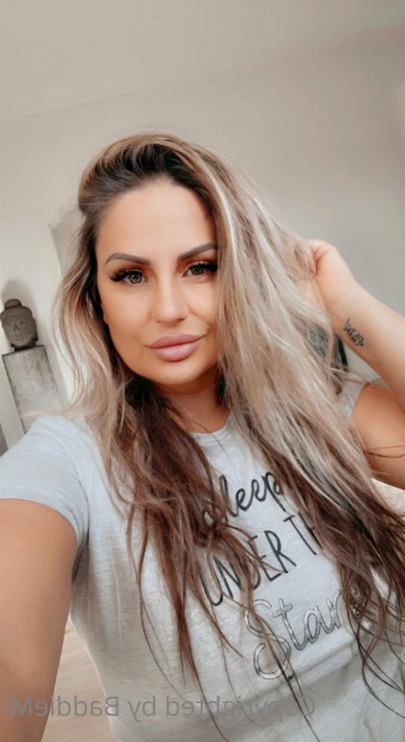 𝗖𝗮𝗹𝗹 𝗢𝗳 𝗕𝗼𝗼𝘁𝘆 🍑 [ baddiemi ] Onlyfans leaked photo 14691959 on Hotleaks.tv