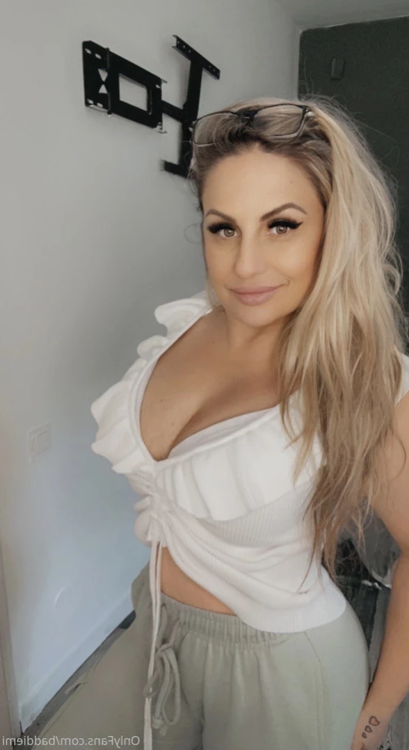 𝗖𝗮𝗹𝗹 𝗢𝗳 𝗕𝗼𝗼𝘁𝘆 🍑 [ baddiemi ] Onlyfans leaked photo 14692195 on Hotleaks.tv
