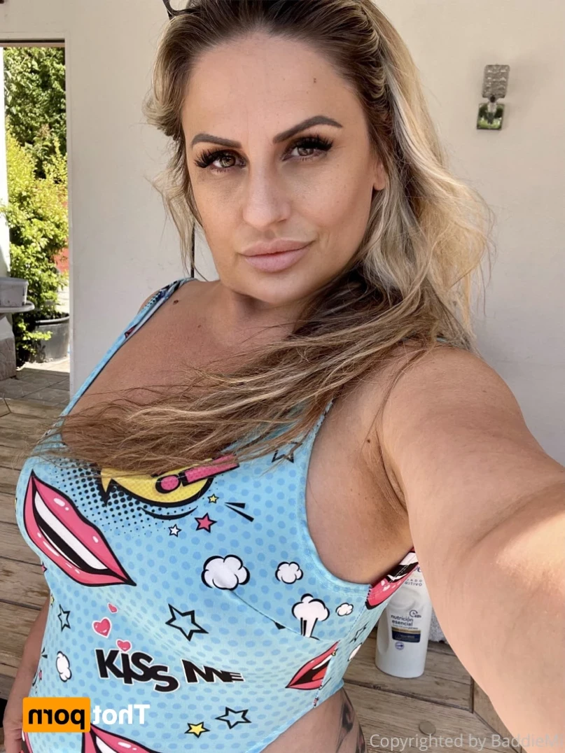 𝗖𝗮𝗹𝗹 𝗢𝗳 𝗕𝗼𝗼𝘁𝘆 🍑 [ baddiemi ] Onlyfans leaked photo 14692371 on Hotleaks.tv