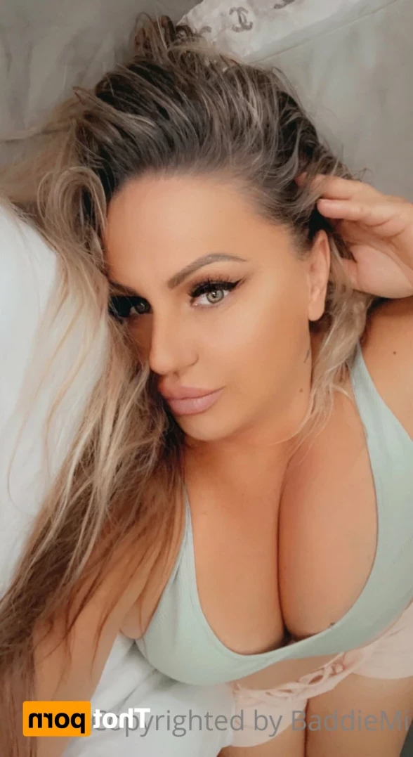 𝗖𝗮𝗹𝗹 𝗢𝗳 𝗕𝗼𝗼𝘁𝘆 🍑 [ baddiemi ] Onlyfans leaked photo 14692731 on Hotleaks.tv