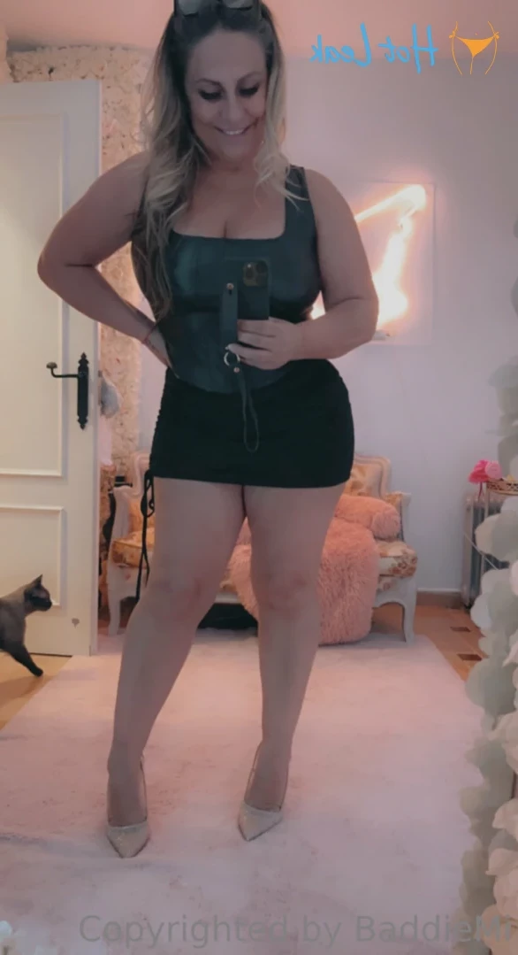 𝗖𝗮𝗹𝗹 𝗢𝗳 𝗕𝗼𝗼𝘁𝘆 🍑 [ baddiemi ] Onlyfans leaked photo 14694454 on Hotleaks.tv