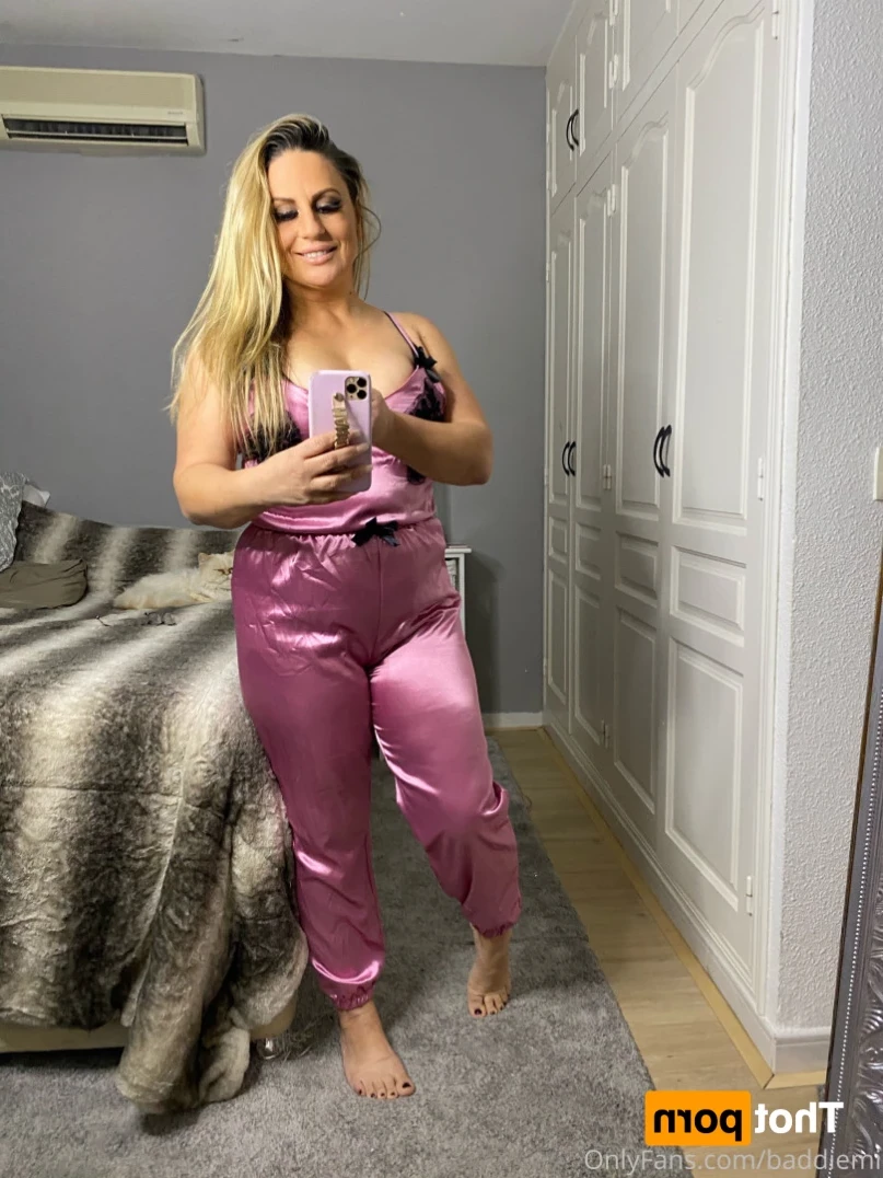 𝗖𝗮𝗹𝗹 𝗢𝗳 𝗕𝗼𝗼𝘁𝘆 🍑 [ baddiemi ] Onlyfans leaked photo 14694864 on Hotleaks.tv