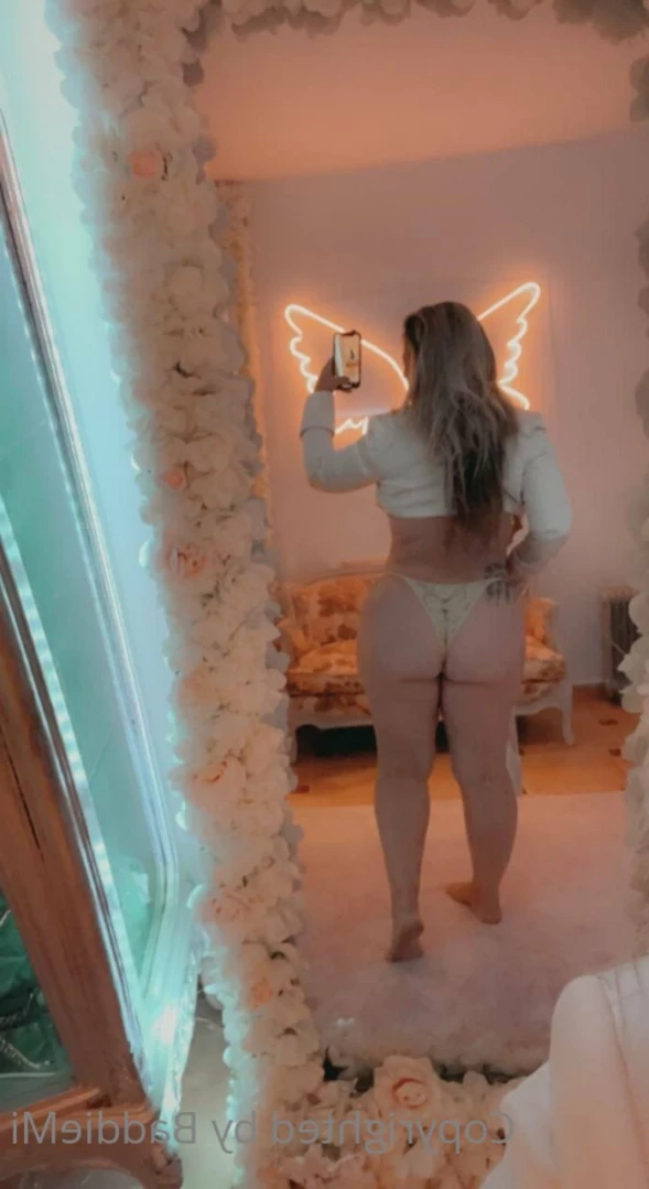 𝗖𝗮𝗹𝗹 𝗢𝗳 𝗕𝗼𝗼𝘁𝘆 🍑 [ baddiemi ] Onlyfans leaked photo 14714434 on Hotleaks.tv