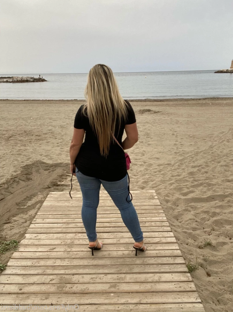 𝗖𝗮𝗹𝗹 𝗢𝗳 𝗕𝗼𝗼𝘁𝘆 🍑 [ baddiemi ] Onlyfans leaked photo 14745030 on Hotleaks.tv