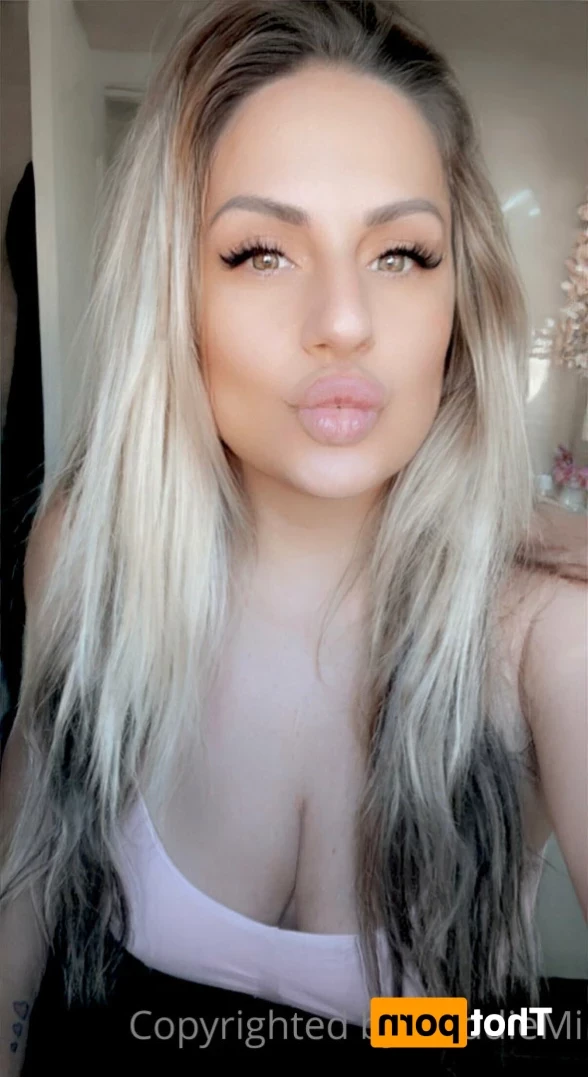 𝗖𝗮𝗹𝗹 𝗢𝗳 𝗕𝗼𝗼𝘁𝘆 🍑 [ baddiemi ] Onlyfans leaked photo 14932321 on Hotleaks.tv