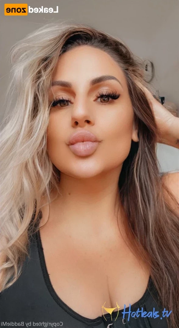 𝗖𝗮𝗹𝗹 𝗢𝗳 𝗕𝗼𝗼𝘁𝘆 🍑 [ baddiemi ] Onlyfans leaked photo 15266455 on Hotleaks.tv