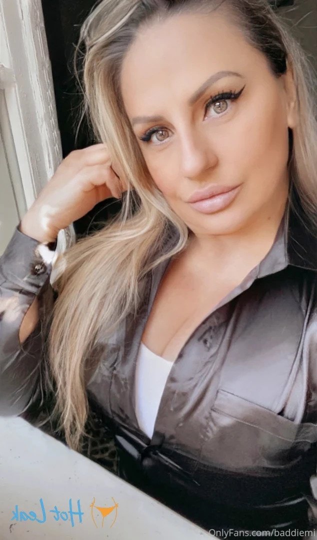 𝗖𝗮𝗹𝗹 𝗢𝗳 𝗕𝗼𝗼𝘁𝘆 🍑 [ baddiemi ] Onlyfans leaked photo 15451467 on Hotleaks.tv