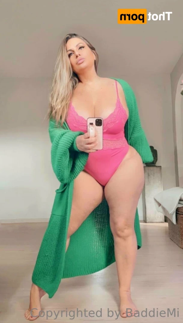 𝗖𝗮𝗹𝗹 𝗢𝗳 𝗕𝗼𝗼𝘁𝘆 🍑 [ baddiemi ] Onlyfans leaked photo 15633884 on Hotleaks.tv