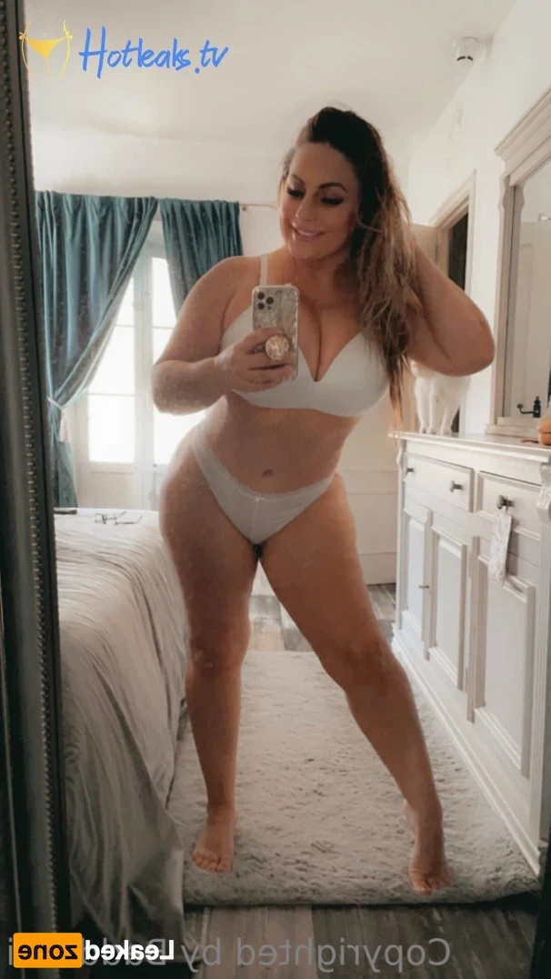 𝗖𝗮𝗹𝗹 𝗢𝗳 𝗕𝗼𝗼𝘁𝘆 🍑 [ baddiemi ] Onlyfans leaked photo 15815510 on Hotleaks.tv
