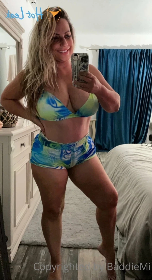 𝗖𝗮𝗹𝗹 𝗢𝗳 𝗕𝗼𝗼𝘁𝘆 🍑 [ baddiemi ] Onlyfans leaked photo 15959396 on Hotleaks.tv