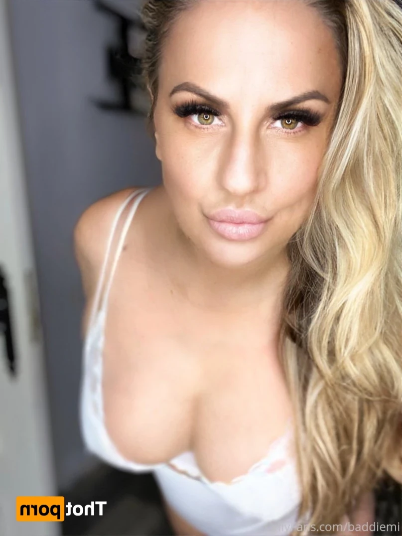 𝗖𝗮𝗹𝗹 𝗢𝗳 𝗕𝗼𝗼𝘁𝘆 🍑 [ baddiemi ] Onlyfans leaked photo 15963028 on Hotleaks.tv