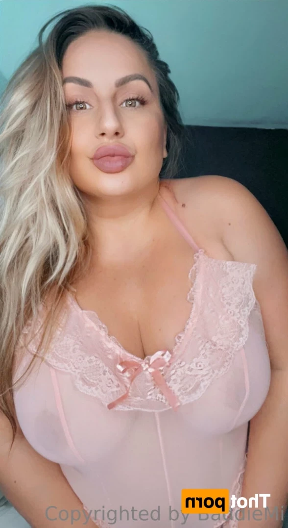 𝗖𝗮𝗹𝗹 𝗢𝗳 𝗕𝗼𝗼𝘁𝘆 🍑 [ baddiemi ] Onlyfans leaked photo 15963329 on Hotleaks.tv