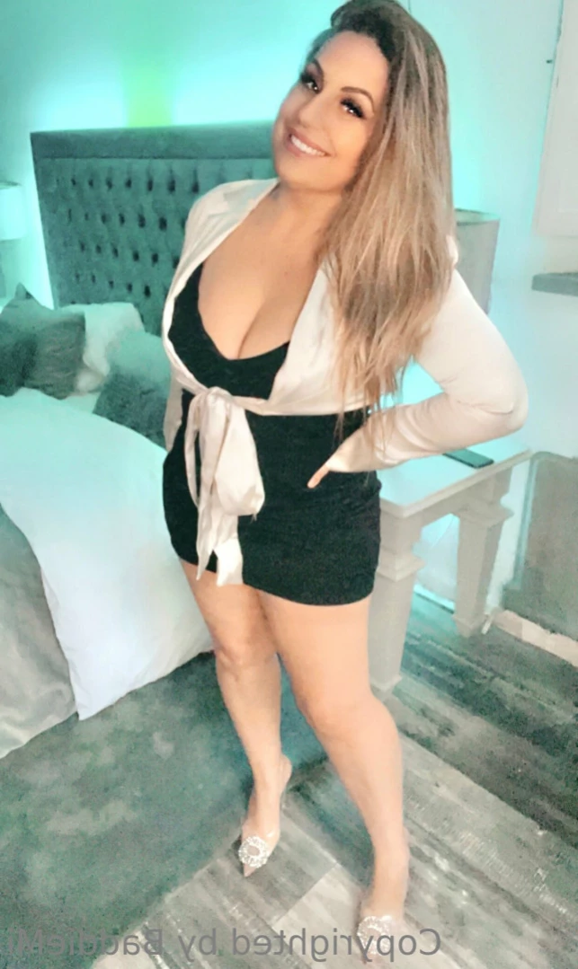 𝗖𝗮𝗹𝗹 𝗢𝗳 𝗕𝗼𝗼𝘁𝘆 🍑 [ baddiemi ] Onlyfans leaked photo 16493150 on Hotleaks.tv