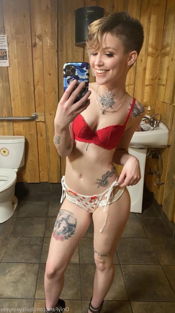 вαιℓєу ѕкуєѕ [ baileyxskyesx ] Onlyfans leaked photo 3662044 on Hotleaks.tv