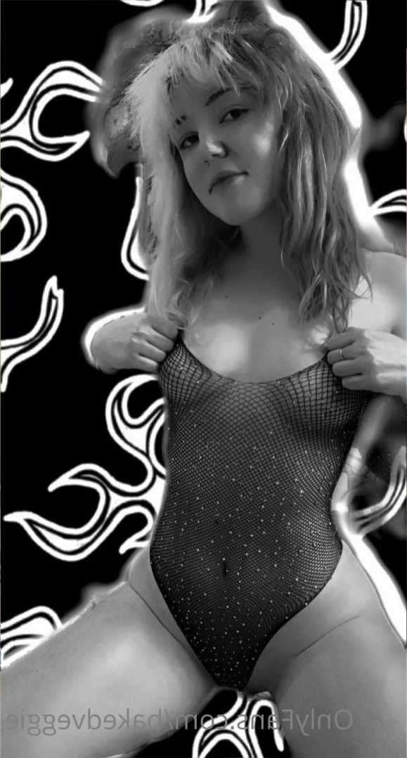 Baked veggie [ bakedveggie ] Onlyfans leaked photo 15893407 on Hotleaks.tv