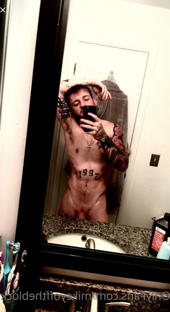 𝔹𝔸ℕ𝔾𝕀ℕ 🅿🆁🅾🅼🅾🆂 [ banginpromos ] Onlyfans leaked photo 14671527 on Hotleaks.tv