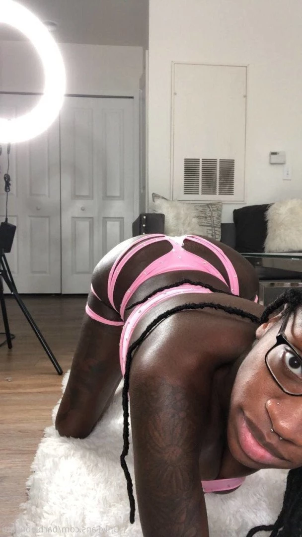 Check Messages! [ barbiebugatti ] Onlyfans leaked photo 3889384 on Hotleaks.tv